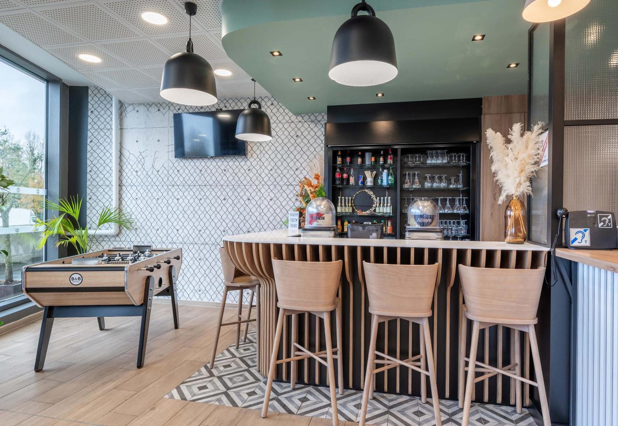 B&B Hotel Lille Grand Stade 발뇌브다스크 외부 사진